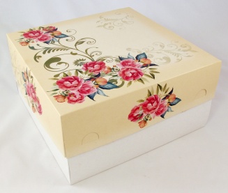 Коробка "Торт" на 2 кг. розы  (100  шт )Полиграф) фото 7555